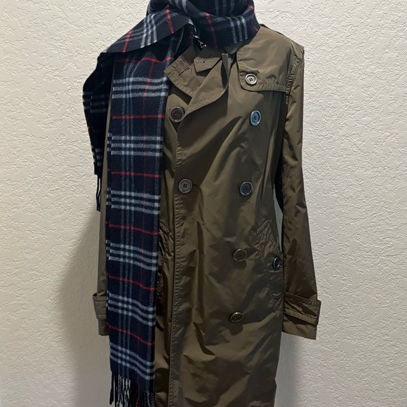 Burberry Dark Blue Lamb’s Wool Plaid Scarf